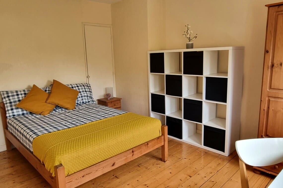 Double Room R5 | Dublin Couple’s Haven