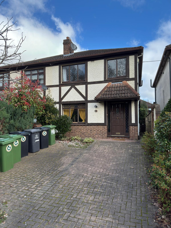 Beautiful House to rent in D7