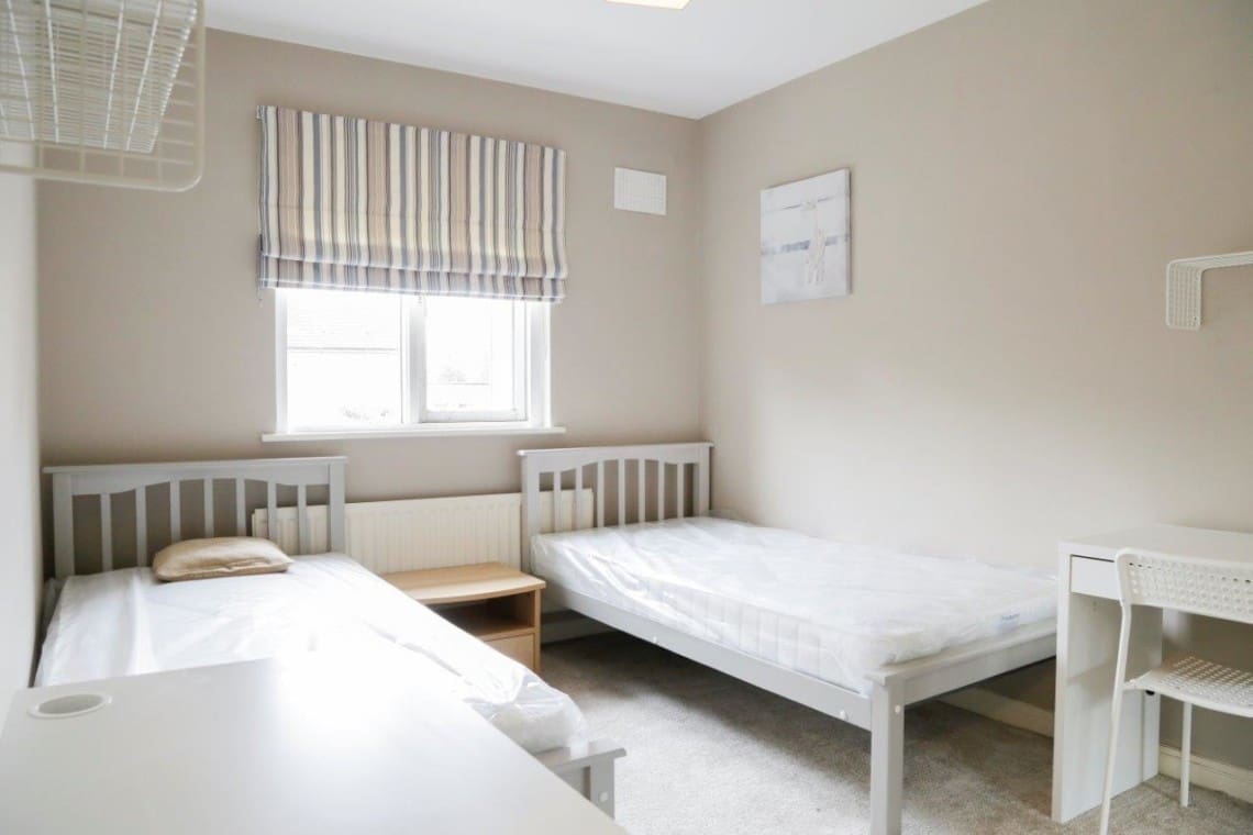 Central City Twin Room R3-A | Refined 4-Bed Home in Phibsborough, Dublin