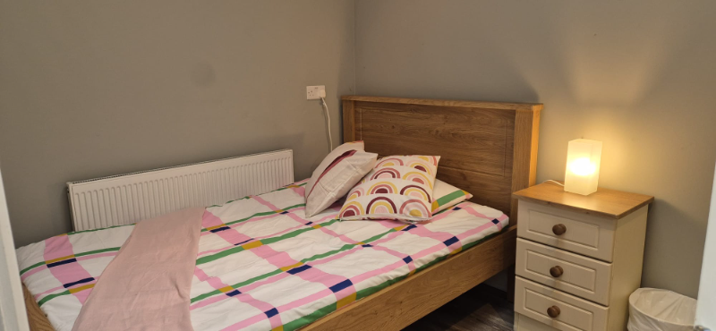Modern Single Room R1 | Inviting 4-Bedroom House in Glasnevin, Dublin
